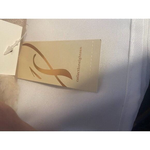 New Collection Eighteen Scarf Faux Fur Pull Through Cream 39x6" - Picture 4 of 6